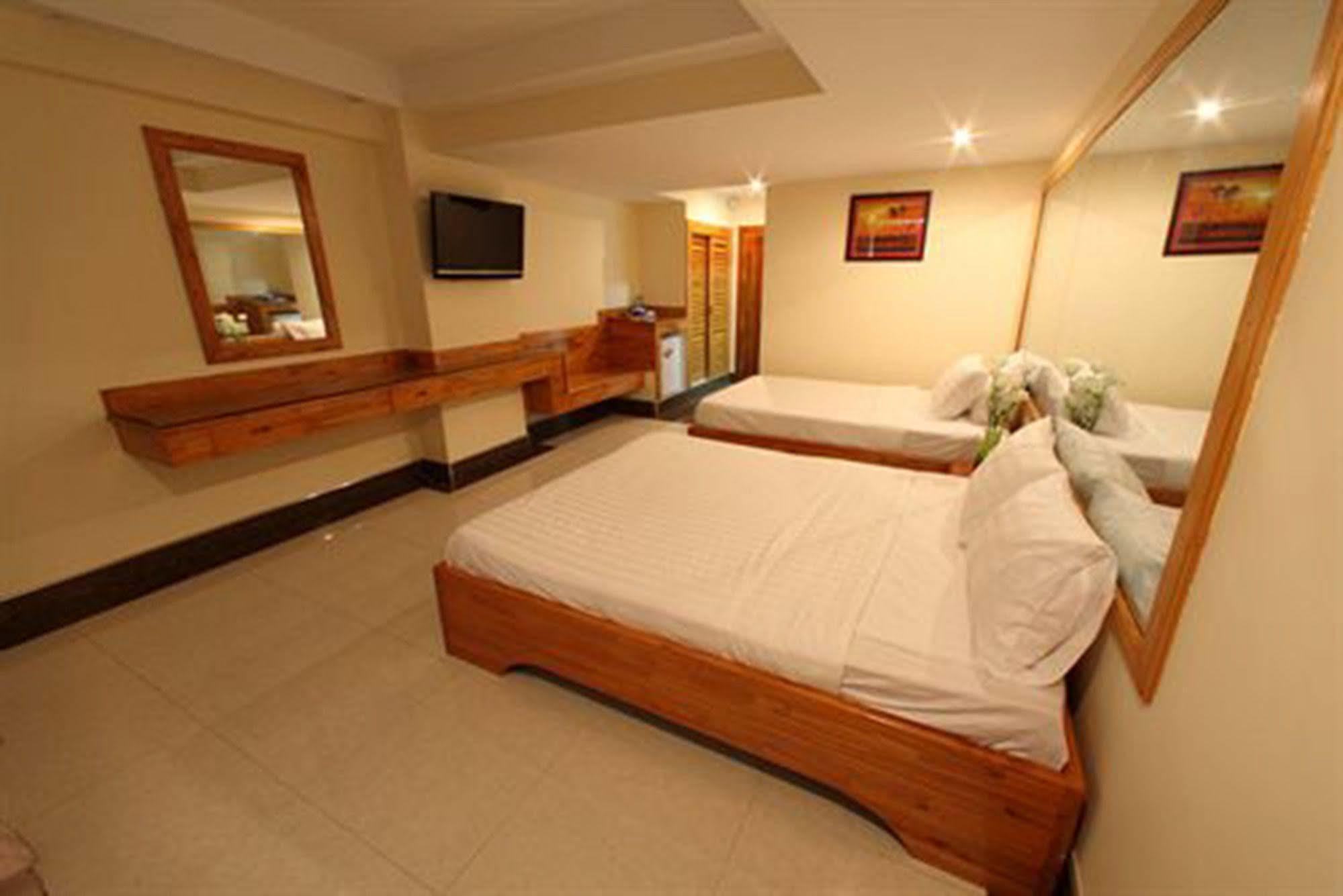 Lucky Star 2 Hotel Πνομ Πενχ Εξωτερικό φωτογραφία
